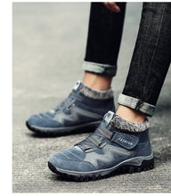 将图片加载到图库查看器，Winter Elegant Unisex Boots With Fur Warm Leather Snow Boots Winter Work Casual Shoes High Top Rubber Ankle Boots Leather Platform Fashion Luxury Boots Non-Slip Hiking Boots
