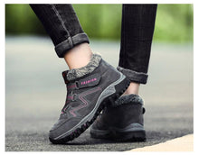 将图片加载到图库查看器，Winter Elegant Unisex Boots With Fur Warm Leather Snow Boots Winter Work Casual Shoes High Top Rubber Ankle Boots Leather Platform Fashion Luxury Boots Non-Slip Hiking Boots
