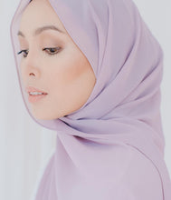 将图片加载到图库查看器，Winter Fashion Long Solid Color Soft Muslim Bubble Chiffon Hijab Scarf Shawls Hijab Elegant Scarf Wrap Lightweight Islamic Head Wear Escharpe Shawls Headband Wraps Lightweight Head Scarves Ladies Hijabs For  Women
