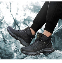 Load image into Gallery viewer, Winter Mens Boots Plush Warm Snow Boots Waterproof Outdoor Short Boots Leather Ankle Hiking Boots Mens Waterproof Outdoor Snow Boots Winter Cold Weather Shoes
