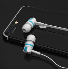 Load image into Gallery viewer, Wired in-Ear Headphones With Tangle-Free Cord Noise Isolating Bass Driven Sound Metal Earphones Carry Case Ear Bud Tips In-ear Earphone  Super Bass Sound Sport Headset With Mic for Phones Ear Phone For Women 3.5mm
