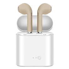 将图片加载到图库查看器，Wireless Earbuds and Charging Case Set
