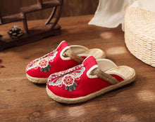 将图片加载到图库查看器，Women Casual Linen Handmade Mules Flat Slippers Retro Vegan Summer Canvas Comfortable Espadrille New Women Shoes Slides Flat Summer Style Handmade Retro Slippers
