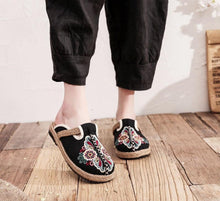将图片加载到图库查看器，Women Casual Linen Handmade Mules Flat Slippers Retro Vegan Summer Canvas Comfortable Espadrille New Women Shoes Slides Flat Summer Style Handmade Retro Slippers
