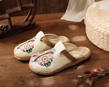 将图片加载到图库查看器，Women Casual Linen Handmade Mules Flat Slippers Retro Vegan Summer Canvas Comfortable Espadrille New Women Shoes Slides Flat Summer Style Handmade Retro Slippers
