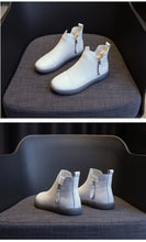 将图片加载到图库查看器，Women Genuine Leather Ankle Boots Warm Fur Waterproof Slip On Super Comfortable Booties Autumn Winter Shoes Keep Warm Anti-Slip Soft Sole Warm Fur Lined Winter Ankle Booties
