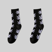 将图片加载到图库查看器，Women Korea Funny Socks Long Socks Black Cool Socks Harajuku GD Hip Hop Cotton Skateboard Socks Men New Trend Daisy Socks Men
