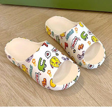 将图片加载到图库查看器，Women Men Summer Slippers Beach Slides Sandals Cartoon Flip Flops Thick Soled Boys Girls Couples Bathroom Shoes Non-Slip Quick Drying Soft Massage Slides Comfortable Lightweight Open Toe Pool Spa Sandals
