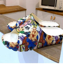 将图片加载到图库查看器，Women Men Summer Slippers Beach Slides Sandals Cartoon Flip Flops Thick Soled Boys Girls Couples Bathroom Shoes Non-Slip Quick Drying Soft Massage Slides Comfortable Lightweight Open Toe Pool Spa Sandals
