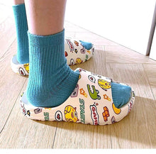 将图片加载到图库查看器，Women Men Summer Slippers Beach Slides Sandals Cartoon Flip Flops Thick Soled Boys Girls Couples Bathroom Shoes Non-Slip Quick Drying Soft Massage Slides Comfortable Lightweight Open Toe Pool Spa Sandals
