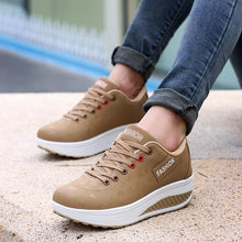 Load image into Gallery viewer, Women Modern Sneakers Height Increasing Flatform Lace-up Walking Leather Sneakers Fashion Breathble Vulcanized Shoes Women Casual Sport Sneakers
