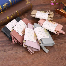 Load image into Gallery viewer, Women Pink PU Leather Short Wallet Trendy New Fashion  Vintage Mini Purses Cute Feather Design Wallets
