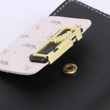 Load image into Gallery viewer, Women Pink PU Leather Short Wallet Trendy New Fashion  Vintage Mini Purses Cute Feather Design Wallets
