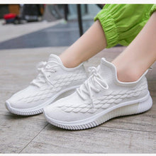 Load image into Gallery viewer, Women Running Sneakers Shoes Vulcanized Women's Casual Flats Elegant Soft Walking Shoes Breathable Non Slip Tennis Athletic Shoe For Casual Gym And  Work
