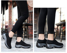 将图片加载到图库查看器，Women's Casual Chunky Sneakers Platform Walking Shoes Fashion Knited Casual Walking Shoes Sock Sneakers Slip On Mesh Air Cushion Comfortable Easy Shoes
