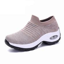 将图片加载到图库查看器，Women's Casual Chunky Sneakers Platform Walking Shoes Fashion Knited Casual Walking Shoes Sock Sneakers Slip On Mesh Air Cushion Comfortable Easy Shoes
