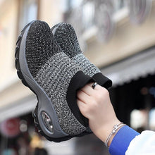 将图片加载到图库查看器，Women's Casual Chunky Sneakers Platform Walking Shoes Fashion Knited Casual Walking Shoes Sock Sneakers Slip On Mesh Air Cushion Comfortable Easy Shoes
