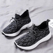 Load image into Gallery viewer, Women's Running Summer Woven Sports Sneakers Fashion Casual Shoe Breathable Mesh Walking Shoes Non Slip Lightweight Breathable Mesh Running Shoes Comfortable Design
