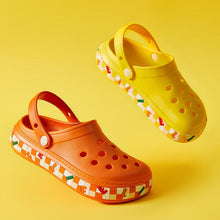 Load image into Gallery viewer, Women's Sandals Slippers Summer Hole Shoes Non-Slip Soft-Soled Beach Sandals Unisex Garden Clogs Shoes Casual Slippers Quick Drying Sandals Summer Anti-Slip Beach Clogs
