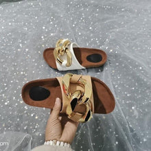 将图片加载到图库查看器，Women Slippers Metal Chain Leather Flat Slippers Women Fashion Casual Shoes Runway Half Women Flat Slide Sandals Slip On Open Toe Sandals Casual Style Slippers
