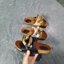 将图片加载到图库查看器，Women Slippers Metal Chain Leather Flat Slippers Women Fashion Casual Shoes Runway Half Women Flat Slide Sandals Slip On Open Toe Sandals Casual Style Slippers
