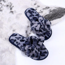 将图片加载到图库查看器，Women Slippers Winter Shoes Home Slippers Faux Fur Slippers Leopard Print Bow Decoration Shoes Faux Fur Slippers Warm Flip Flop House Slippers Open Toe Home Slippers For Girls
