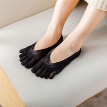 Load image into Gallery viewer, Women Summer Five-Finger Socks Ultrathin Funny Toe Invisible Sock With Silicone Anti-Skid Breathable Anti-Friction For Women
