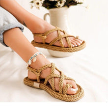 将图片加载到图库查看器，Women Summer Straw Rope Mesh Sandals Cross Tied Flat Sea Beach Casual Light Multi Elegant Design Flip Flop Trend Fashion High Quality Handmade Natural Comfortable Walking Sandals With Arch Support For Women
