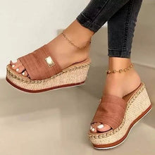 Load image into Gallery viewer, Women Wedge Slippers Platform Flip Flops Soft Comfortable New Casual Outdoor Beach Sandals
