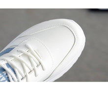 Load image into Gallery viewer, Women White Leather Sneakers Fashion Casual Woman Comfortable Breathable White Flats Platform Sneakers Low Top Sneaker Lace-up Classic Girls Comfortable Sneakers
