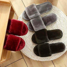 将图片加载到图库查看器，Women Winter Heart Shoes Woman Slides Plush Home Slippers Indoor House Shoes Winter Warm Fur Slippers With Embroidered Heart Details Soft And Warm House Slippers With Cushioned Insole
