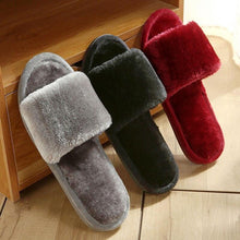 将图片加载到图库查看器，Women Winter Heart Shoes Woman Slides Plush Home Slippers Indoor House Shoes Winter Warm Fur Slippers With Embroidered Heart Details Soft And Warm House Slippers With Cushioned Insole

