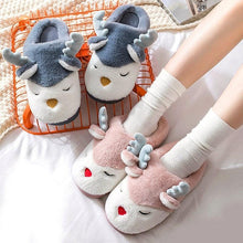 Load image into Gallery viewer, Women Winter Home Slippers Deer Elk Non-slip Soft Warm House Shoes Mens GIrs Indoor Bedroom Couples Floor Footwear Fuzzy House Slippers For Women Durable Furry Bedroom Slipper Lightweight And Non-Slip
