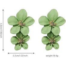 将图片加载到图库查看器，Women's Boho Flower Shaped Daisy Stud Earrings
