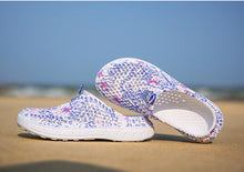 将图片加载到图库查看器，Womens Casual Clogs Breathable Beach Sandals Valentine Slippers Summer Slip On Women Flip Flops Shoes Sandals Quick Drying Slippers Walking Lightweight Rain Beach Summer Pool Water Shoes
