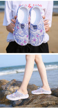 将图片加载到图库查看器，Womens Casual Clogs Breathable Beach Sandals Valentine Slippers Summer Slip On Women Flip Flops Shoes Sandals Quick Drying Slippers Walking Lightweight Rain Beach Summer Pool Water Shoes
