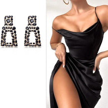 将图片加载到图库查看器，Women's Rhinestone Rectangle Drop Earrings
