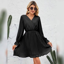 将图片加载到图库查看器，Womens Wrap V Neck Pleated Long Sleeve Mini Dresses
