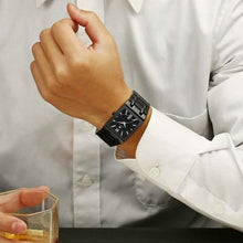 Load image into Gallery viewer, WWOOR Luxus Men Fashion Square Date Watch
